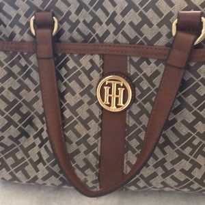 TOMMY HILFIGER PURSE